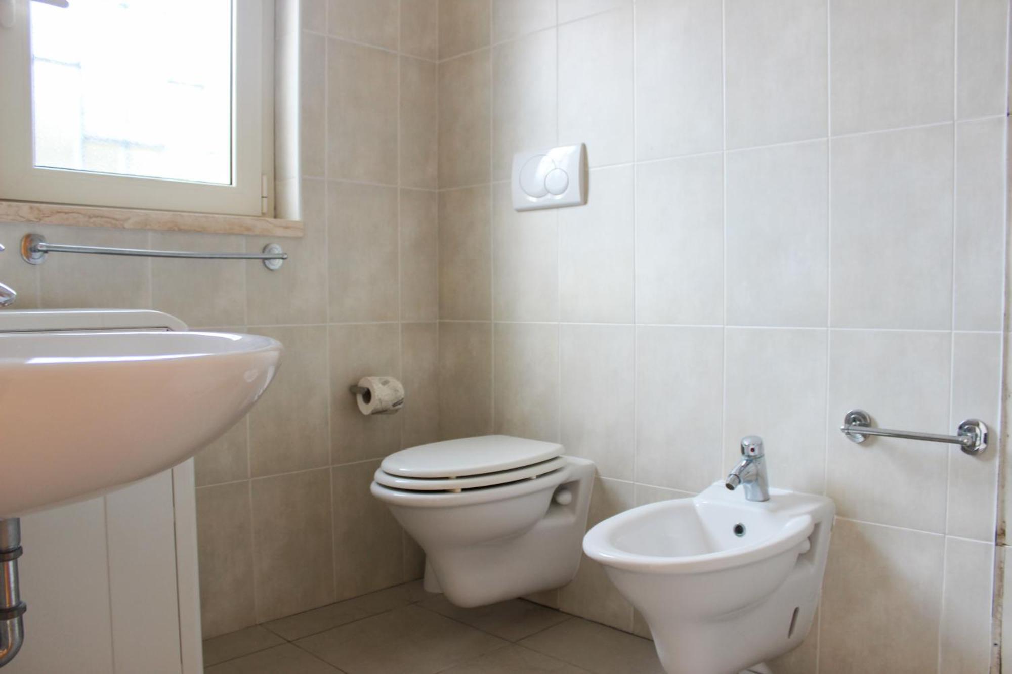 One-Bedroom House,1745485433:JPEG