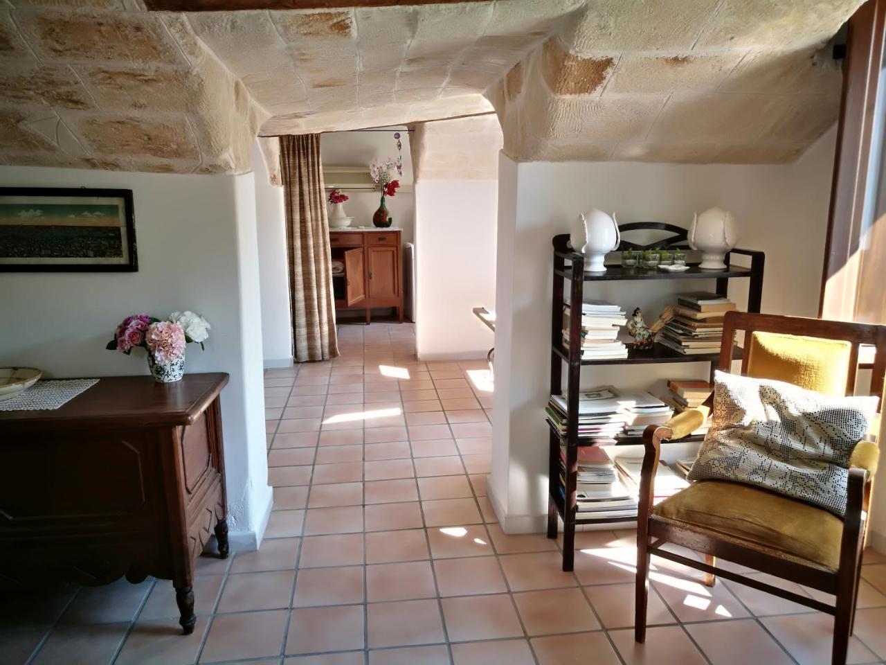 One-Bedroom Apartment,1138845364:JPEG