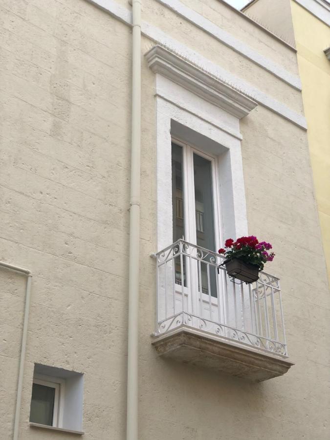 Apartment,879424628:JPEG