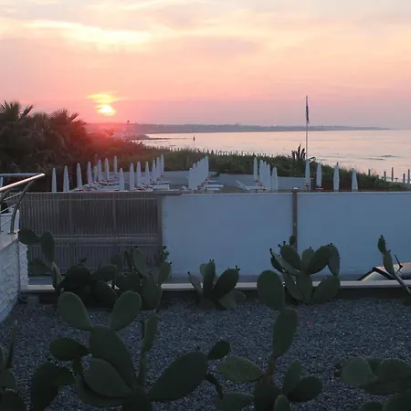 Beauty Beach Villa-2