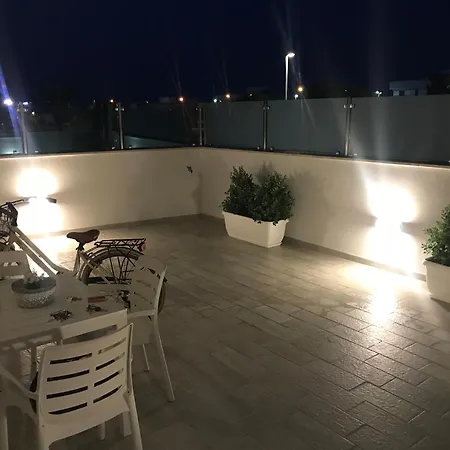 Hellen House Monopoli-3
